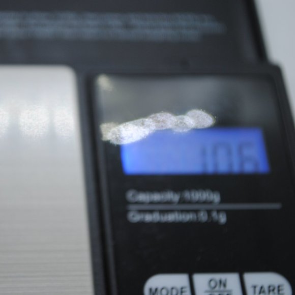 Elegant Silver and Pearl Ring - Picture 8 of 8